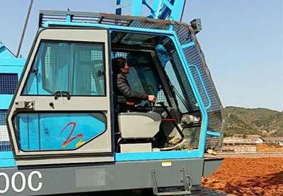 恒通強夯地基施工設(shè)備(圖1)